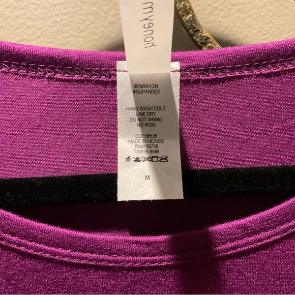 NWOT Honeyme Medium Purple & Leopard Knit Top with Wide Ruffle Leopard Sleeves - Picture 3 of 6